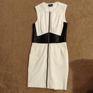 Bebe size XS black and white sleeveless dress